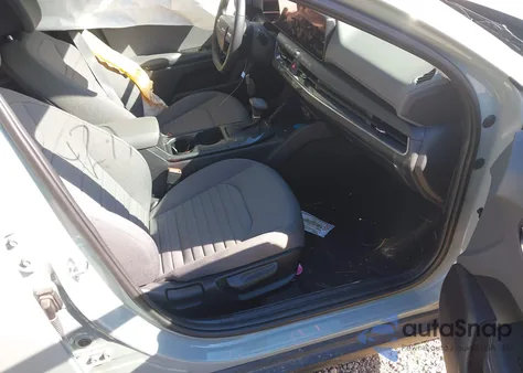 2025 Kia K4 Ex z USA, uszkodzony, nr VIN 3KPFU4DE7SE170653